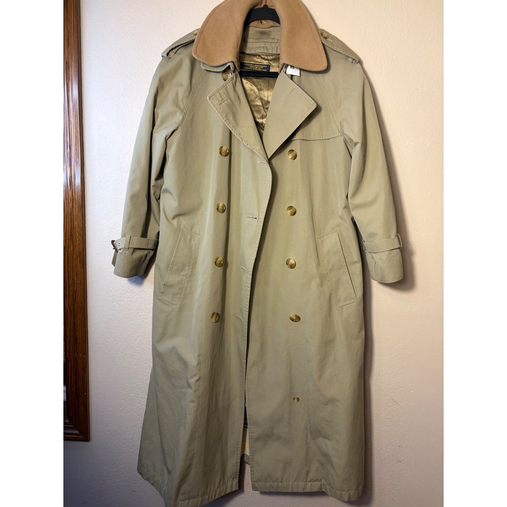 Brooks Brothers women's Khaki Trench Coat Zip Out Wool Liner Made in USA Poplin